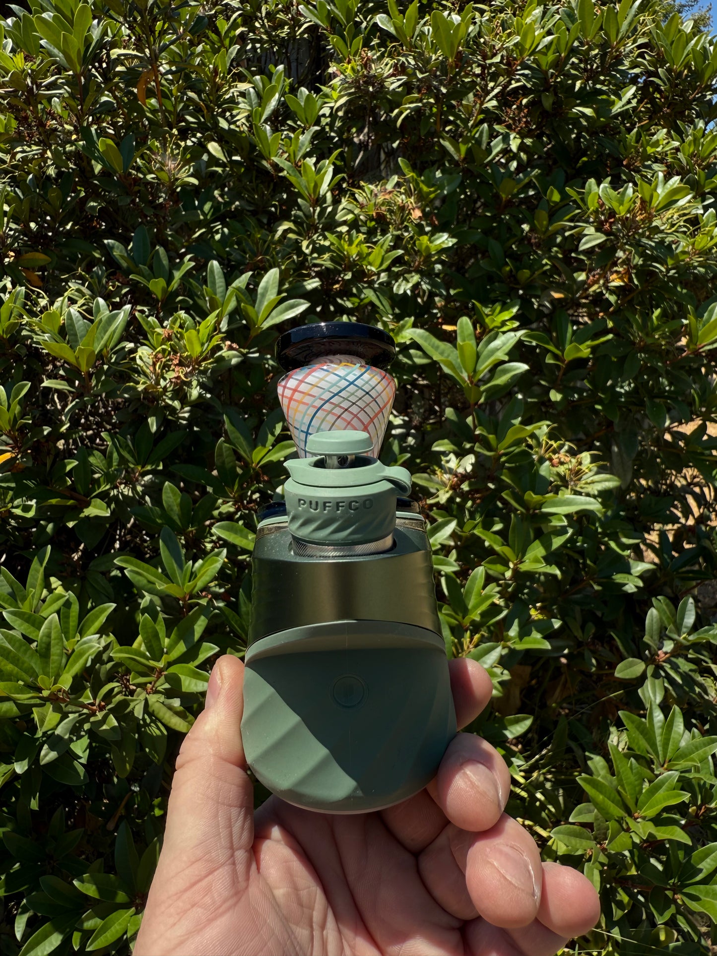 Puffco Dry Top Rainbow Ratichello over White Samurai UV